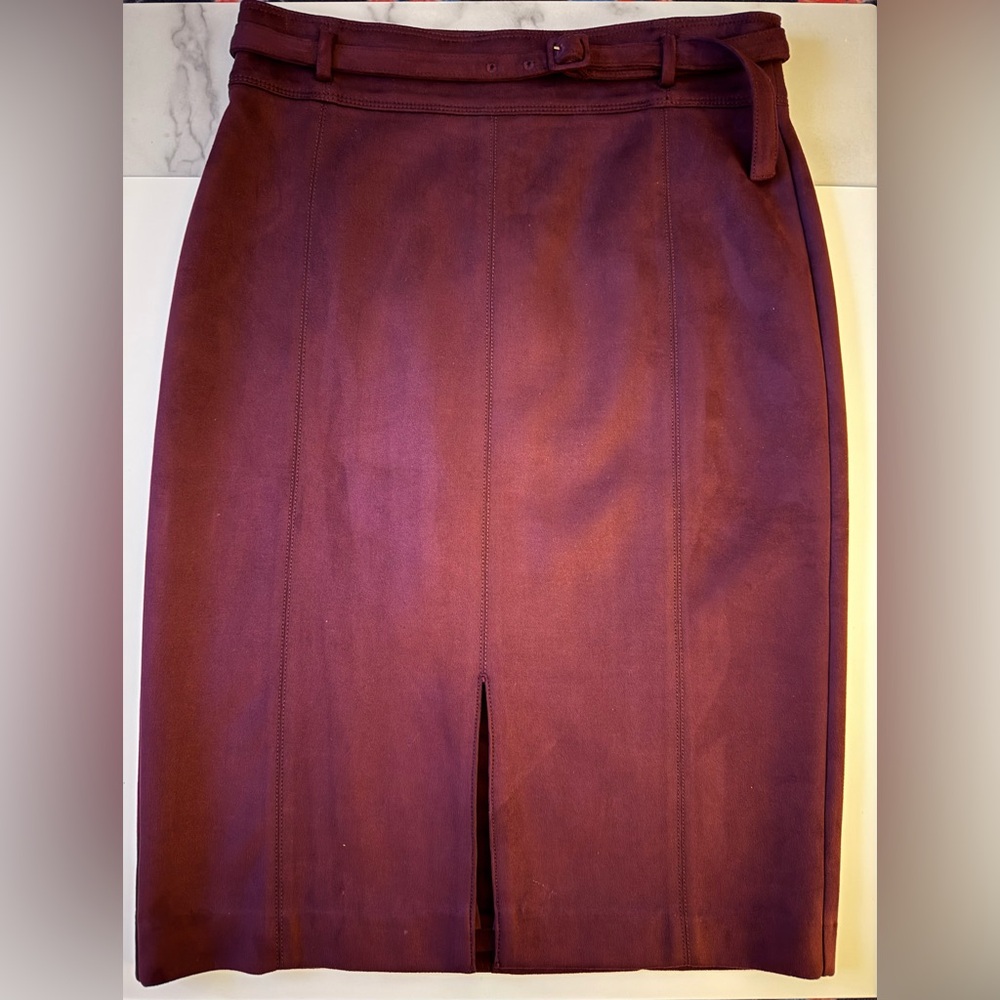 🔥HOT DEAL🔥Ann Taylor Faux Suede Burgundy Pencil Skirt